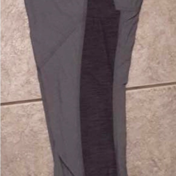 Lululemon two toned pant (blue) - Picture 5 of 5